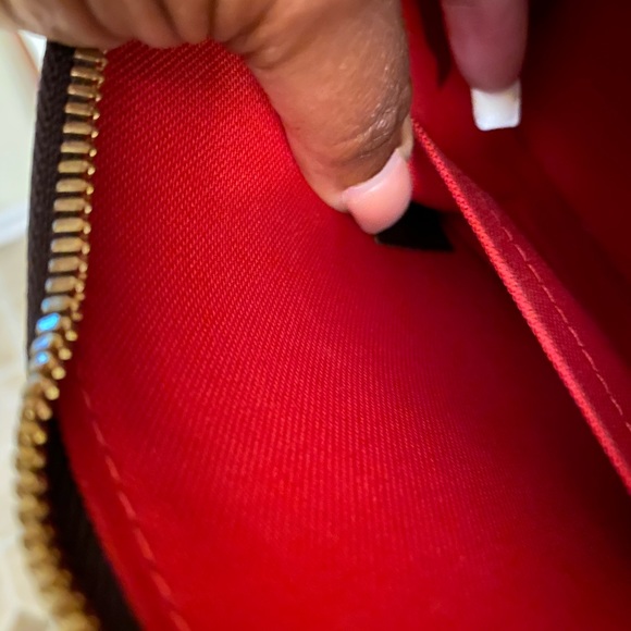 Louis Vuitton Alma BB - Picture 10 of 12